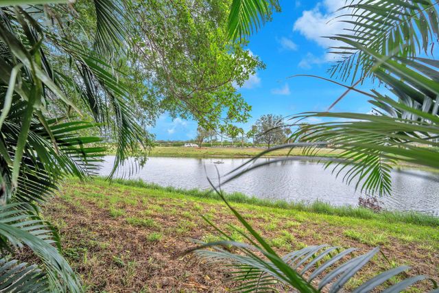 2480 Presidential Way 303, West Palm Beach, FL 33401