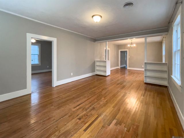 823 Ingleside Dr, Baton Rouge, LA 70806