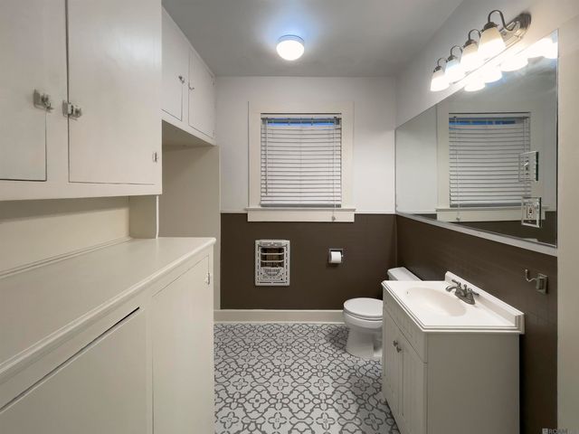 823 Ingleside Dr, Baton Rouge, LA 70806