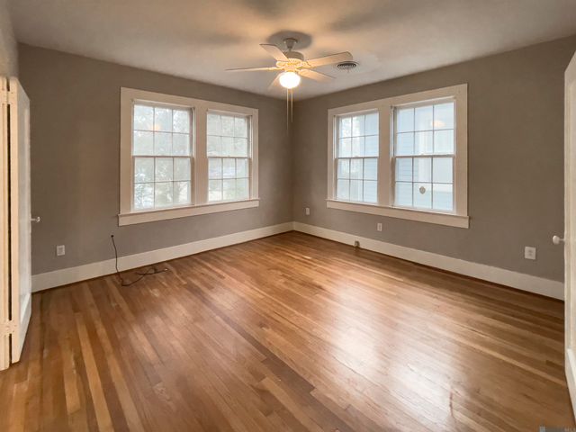 823 Ingleside Dr, Baton Rouge, LA 70806