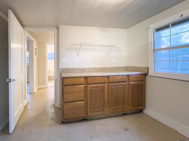 823 Ingleside Dr, Baton Rouge, LA 70806