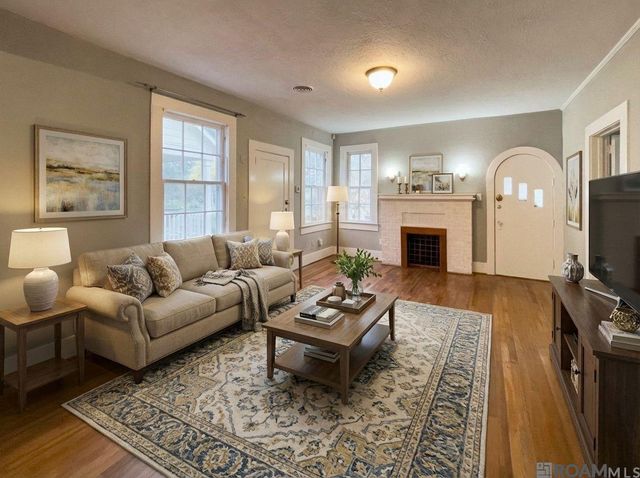 823 Ingleside Dr, Baton Rouge, LA 70806