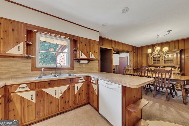 3500 Kenland Road SE, Smyrna, GA 30082
