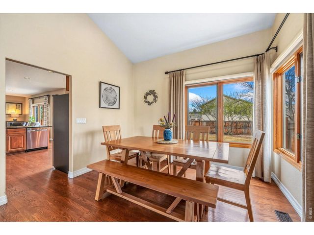 1006 Fox Hills Dr, Fort Collins, CO 80526