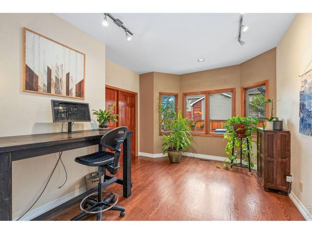 1006 Fox Hills Dr, Fort Collins, CO 80526