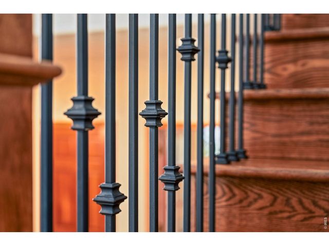 1006 Fox Hills Dr, Fort Collins, CO 80526