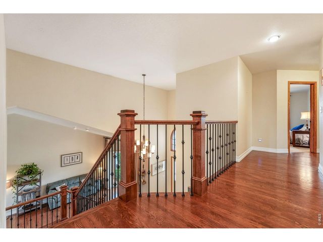 1006 Fox Hills Dr, Fort Collins, CO 80526