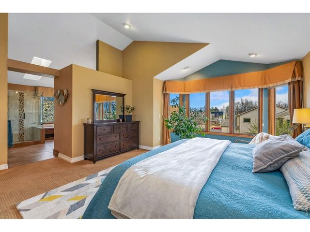 1006 Fox Hills Dr, Fort Collins, CO 80526