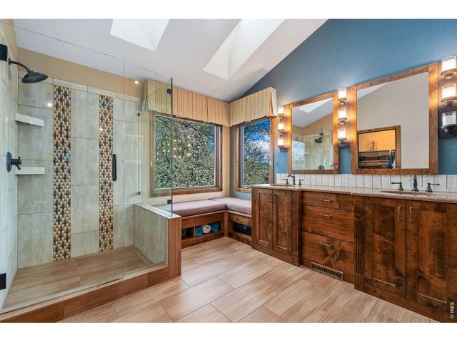 1006 Fox Hills Dr, Fort Collins, CO 80526