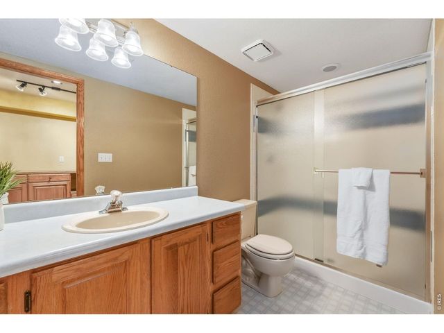 1006 Fox Hills Dr, Fort Collins, CO 80526