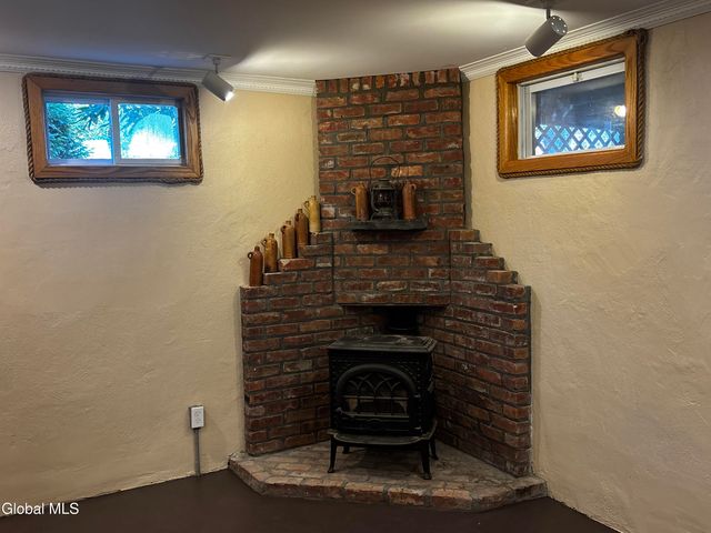 226 N Greenbush Road, North Greenbush, NY 12180