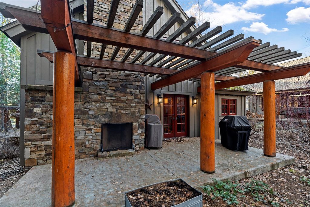 2126 Iron Horse Drive, Whitefish, MT 59937 photo 27