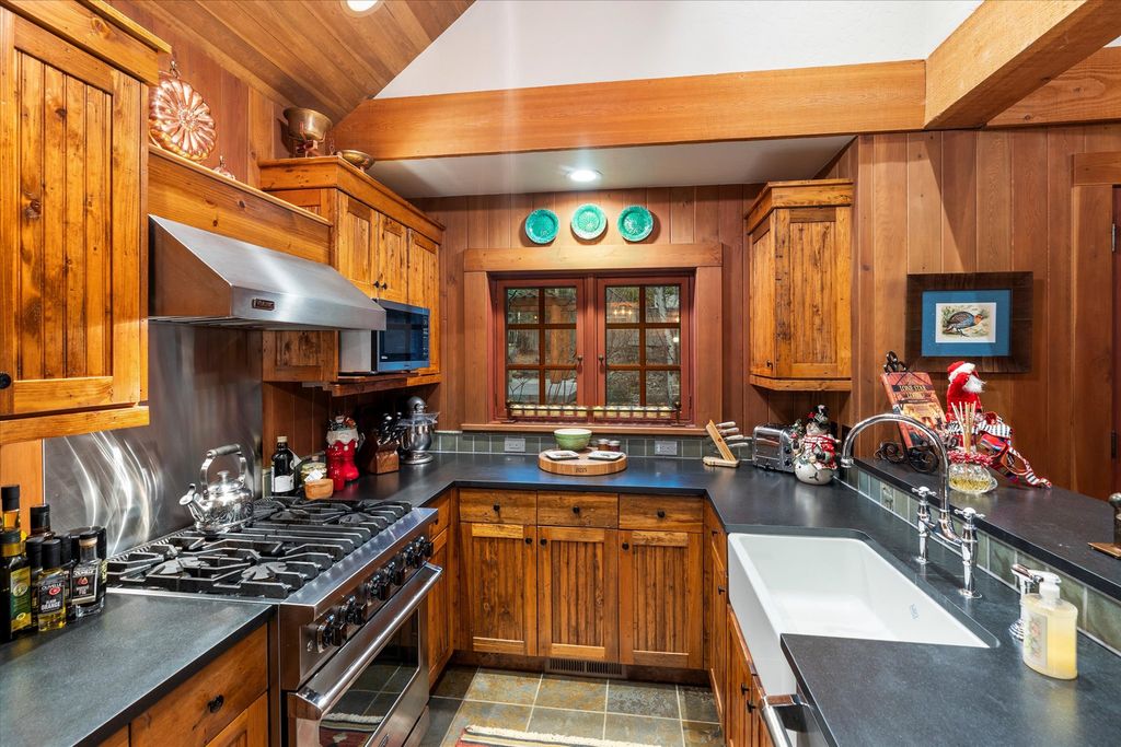 2126 Iron Horse Drive, Whitefish, MT 59937 photo 6