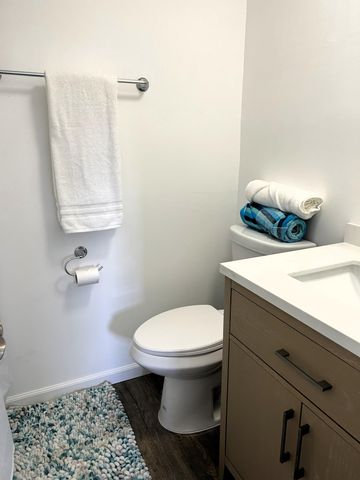 1427 Riverside Circle, Wellington, FL 33414