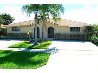 1427 Riverside Circle, Wellington, FL 33414