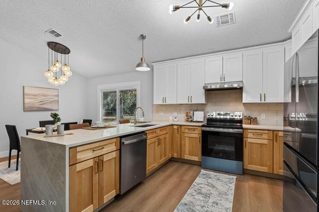 45 MINT Circle, Middleburg, FL 32068