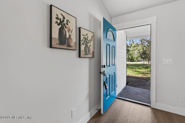 45 MINT Circle, Middleburg, FL 32068