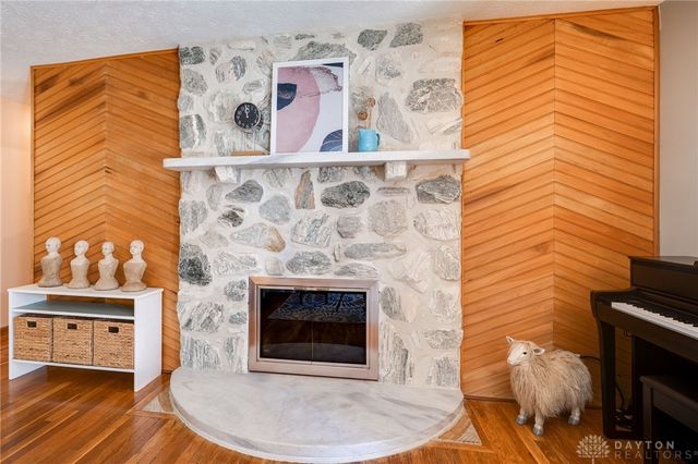 3076 Beech Hill Drive, Sugarcreek Twp, OH 45370