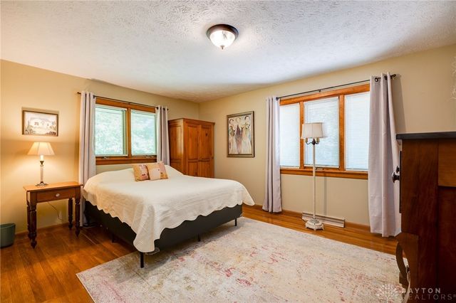 3076 Beech Hill Drive, Sugarcreek Twp, OH 45370