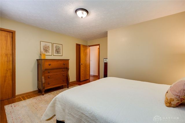 3076 Beech Hill Drive, Sugarcreek Twp, OH 45370