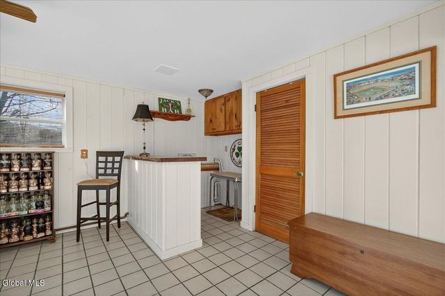 7 Cappabianca Drive, Waterford, NY 12188