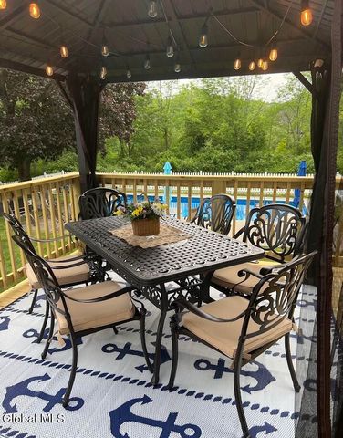 7 Cappabianca Drive, Waterford, NY 12188