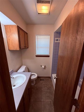 2007 Oakhurst Avenue, Norman, OK 73071