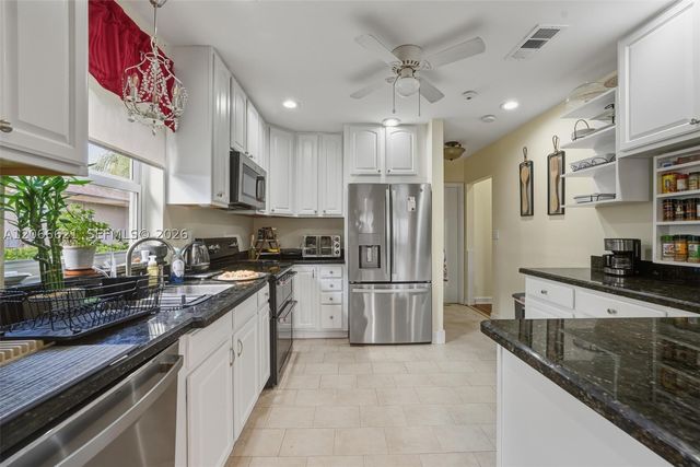 10308 Greenbriar Ct, Boca Raton, FL 33498