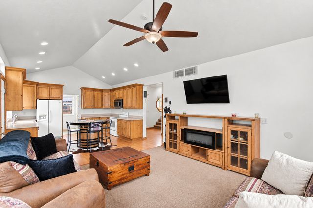 544 N 360 E, Salem, UT 84653