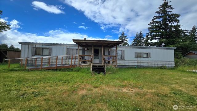 18707 Elderberry Street SW, Rochester, WA 98579
