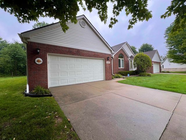 785 W Snowbird Circle, St Clair, MI 48079
