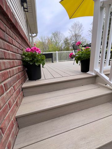 785 W Snowbird Circle, St Clair, MI 48079