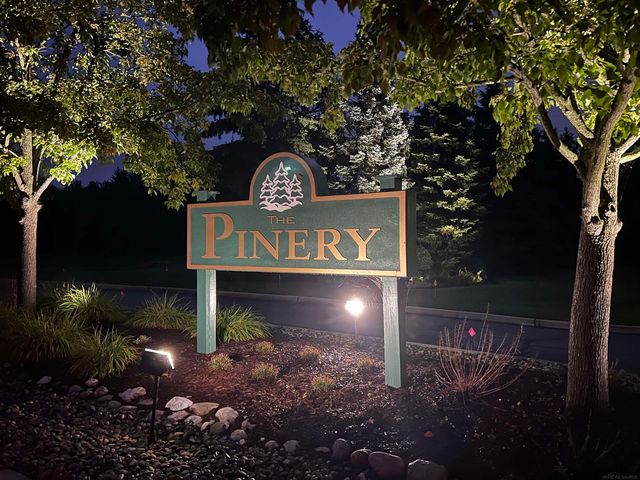 785 W Snowbird Circle, St Clair, MI 48079