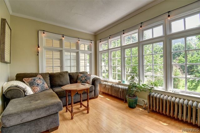 703 Maple Avenue, Niagara Falls, NY 14305