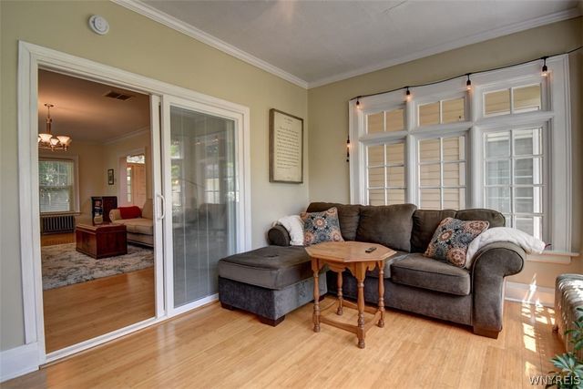 703 Maple Avenue, Niagara Falls, NY 14305