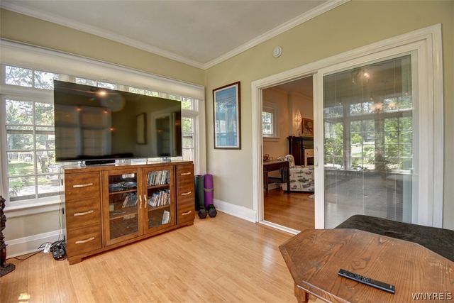 703 Maple Avenue, Niagara Falls, NY 14305