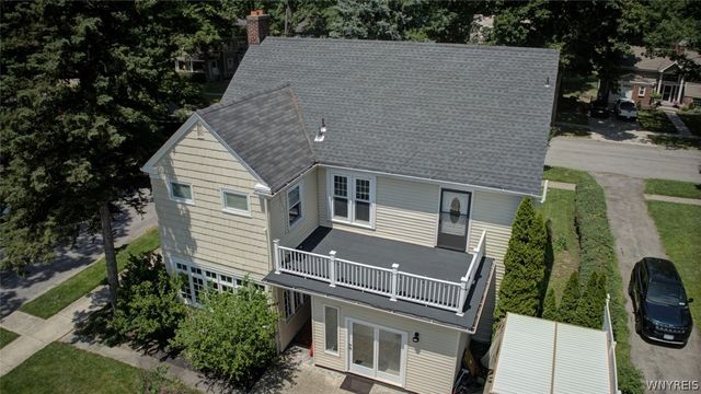 703 Maple Avenue, Niagara Falls, NY 14305