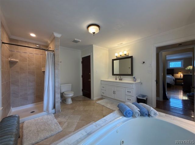 703 Maple Avenue, Niagara Falls, NY 14305