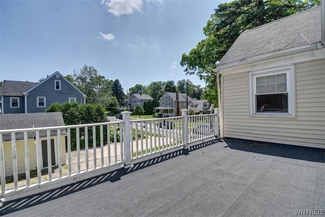 703 Maple Avenue, Niagara Falls, NY 14305
