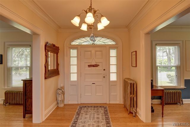 703 Maple Avenue, Niagara Falls, NY 14305