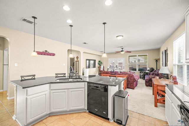 2083 Stepping Stone, New Braunfels, TX 78130