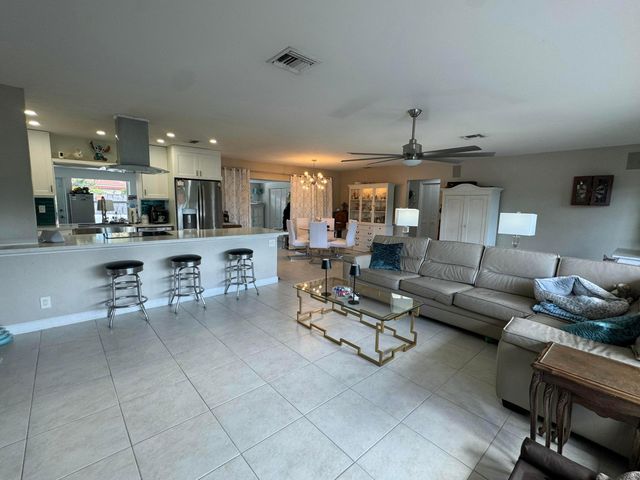 2099 S Conference Drive, Boca Raton, FL 33486