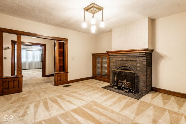 4201 Boulevard Place, Indianapolis, IN 46208