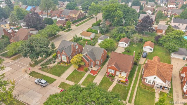 811 Mayburn Street, Dearborn, MI 48128