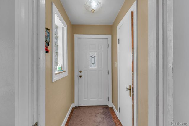 811 Mayburn Street, Dearborn, MI 48128
