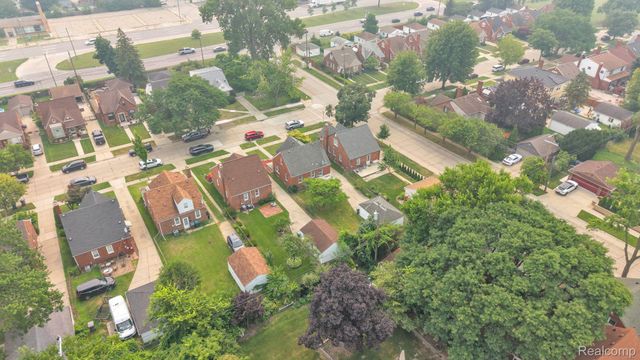 811 Mayburn Street, Dearborn, MI 48128