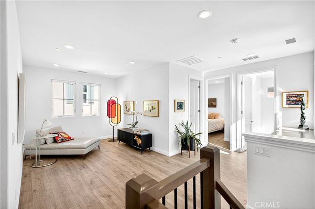 20851 W Acorn Circle, Porter Ranch, CA 91326