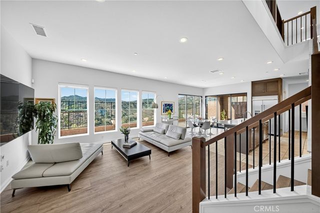 20851 W Acorn Circle, Porter Ranch, CA 91326