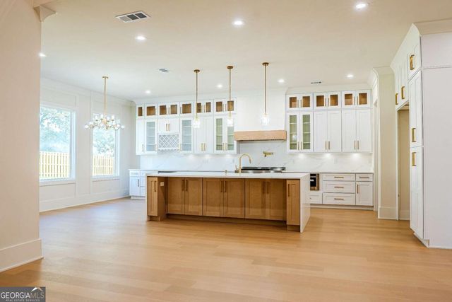 2210 Ridgedale Drive, Grayson, GA 30017