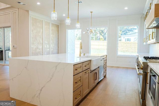 2210 Ridgedale Drive, Grayson, GA 30017